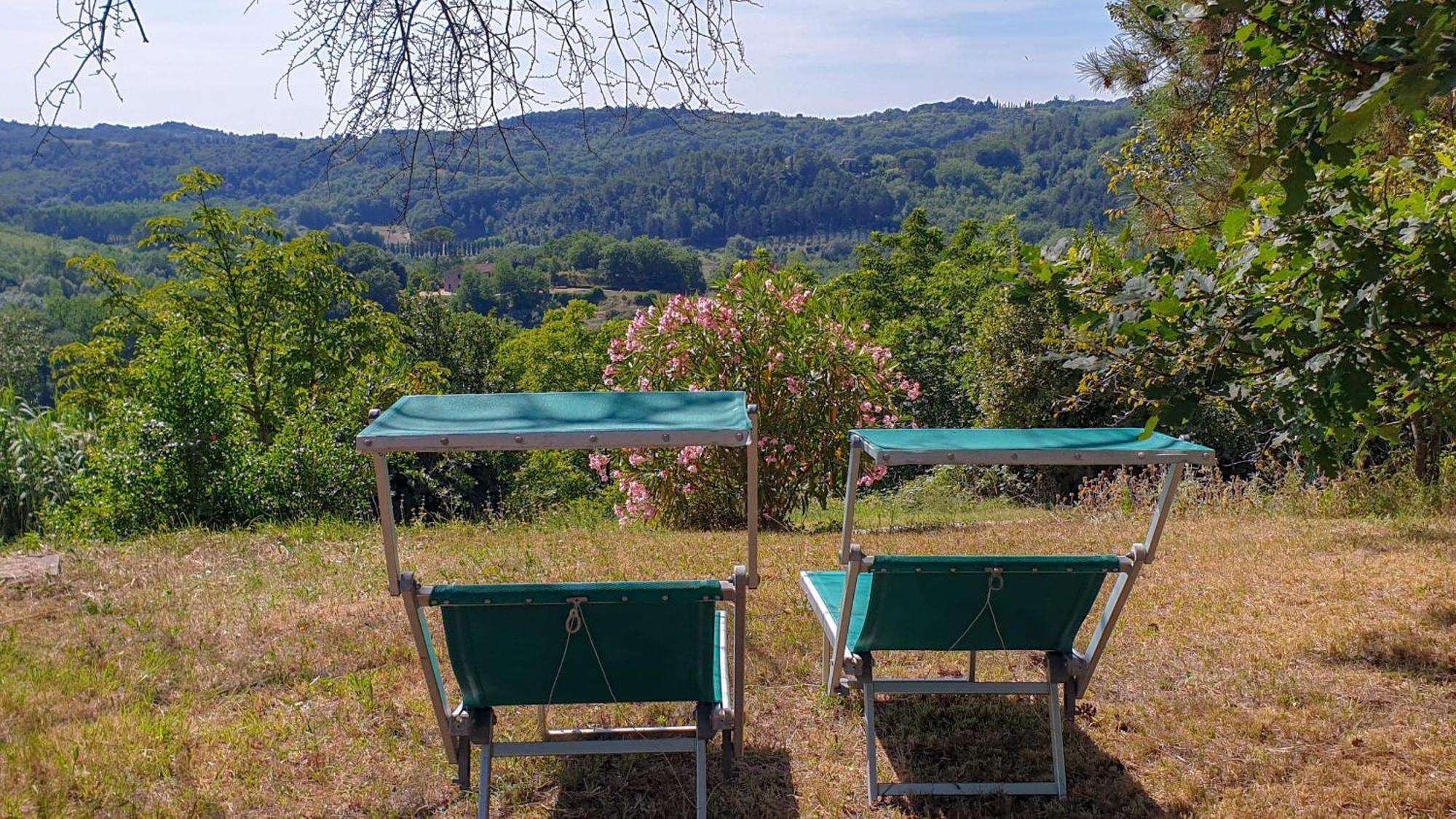 Agriturismo Podere Le Tombe ξενώνας Palaia Δωμάτιο φωτογραφία